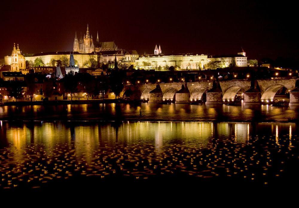 Vysehrad Castle Suite Praha Bagian luar foto